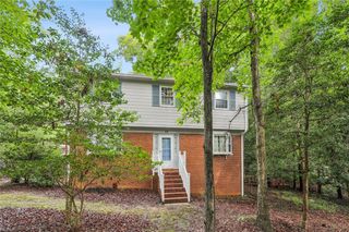 111 W Kingswood DR, Williamsburg, VA 23185