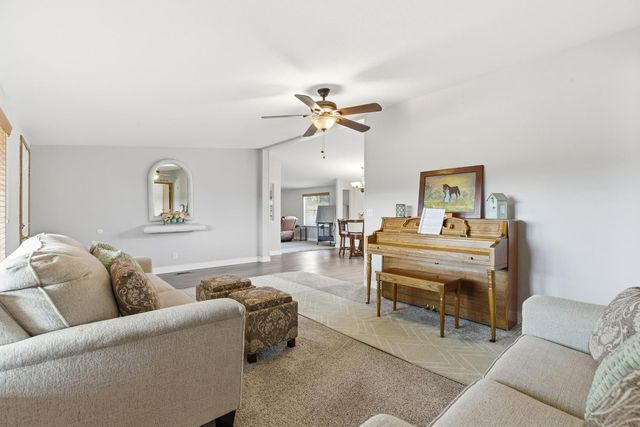 15969 Morrison Rd, Oakdale, CA 95361