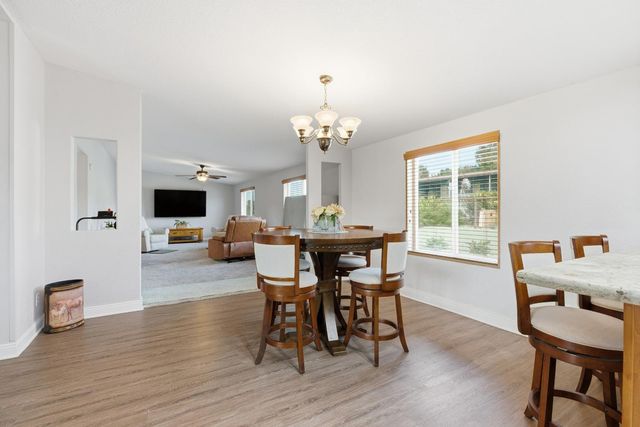 15969 Morrison Rd, Oakdale, CA 95361