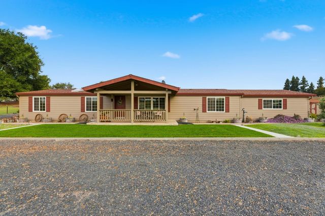 15969 Morrison Rd, Oakdale, CA 95361