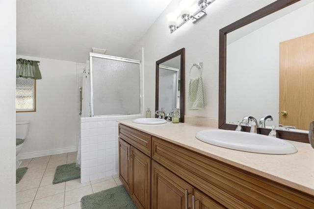 15969 Morrison Rd, Oakdale, CA 95361