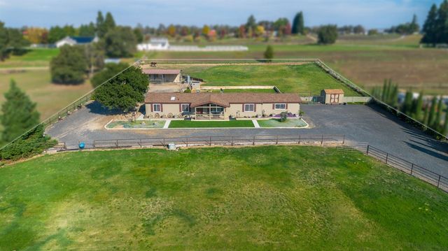 15969 Morrison Rd, Oakdale, CA 95361