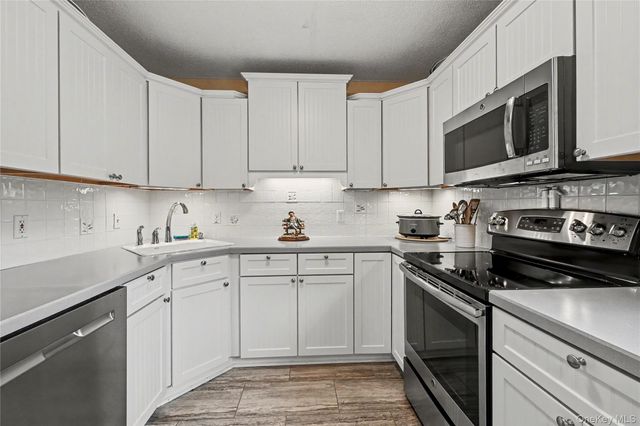 334 Heritage Hills B, Somers, NY 10589