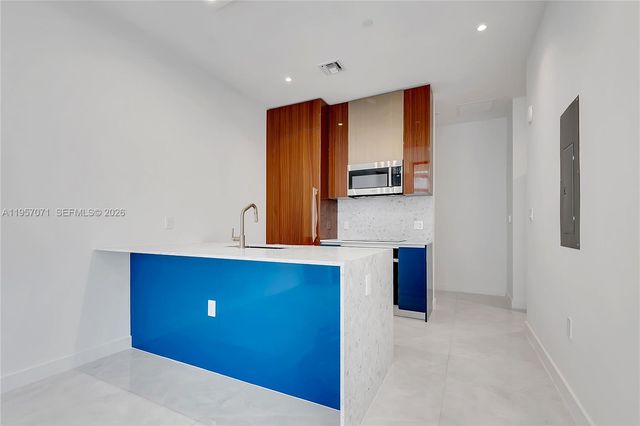 2655 S Bayshore Dr 1107, Miami, FL 33133