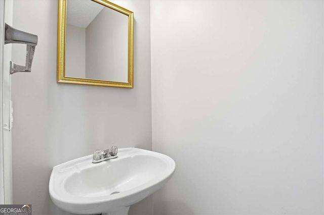 1358 Velvet Creek Way SW, Marietta, GA 30008