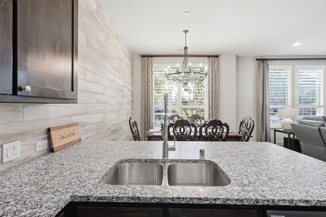 4675 Rhett Lane A, Carrollton, TX 75010