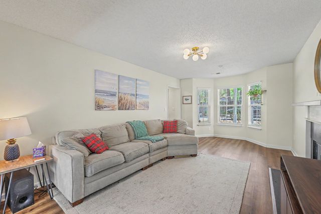 2200 Fragrant Lane, Charleston, SC 29414