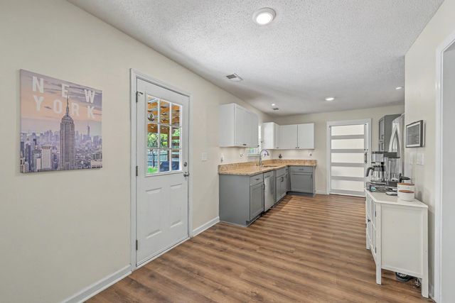 2200 Fragrant Lane, Charleston, SC 29414