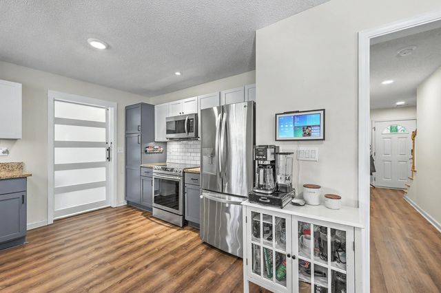 2200 Fragrant Lane, Charleston, SC 29414