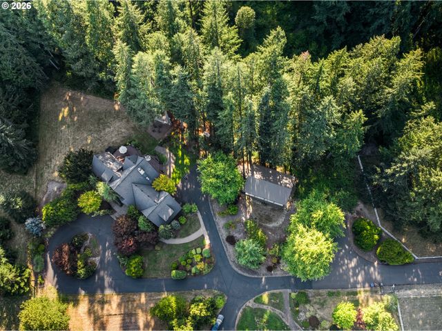 18495 S CADLE CREEK Ln, Oregon City, OR 97045