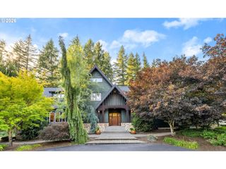 18495 S CADLE CREEK Ln, Oregon City, OR 97045