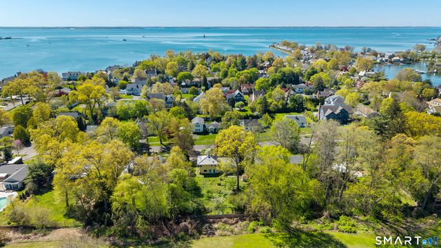 34 Davenport Drive, Stamford, CT 06902