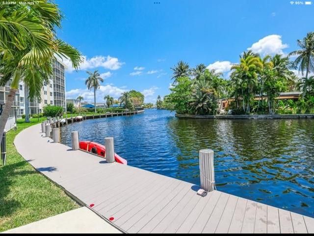 3050 NE 16th Avenue 202, Oakland Park, FL 33334