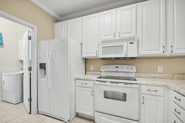 5852 Longwood Dr Unit 102, Murrells Inlet, SC 29576