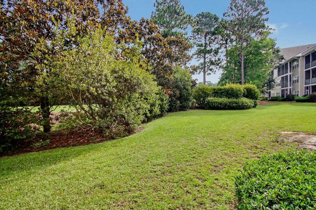 5852 Longwood Dr Unit 102, Murrells Inlet, SC 29576