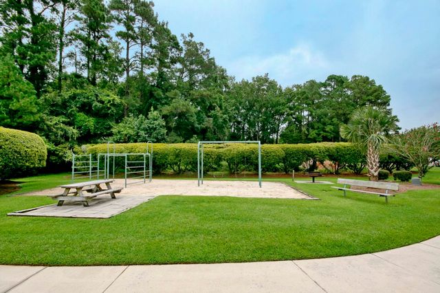 5852 Longwood Dr Unit 102, Murrells Inlet, SC 29576