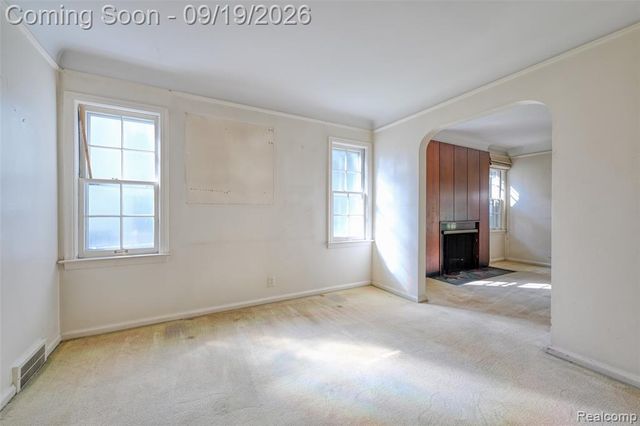 1046 Oakridge Avenue, Royal Oak, MI 48067