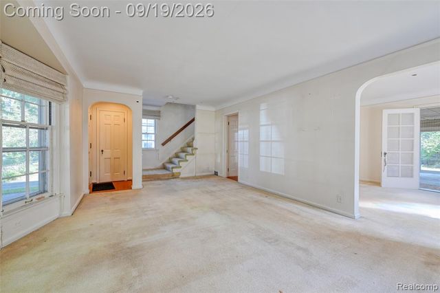 1046 Oakridge Avenue, Royal Oak, MI 48067