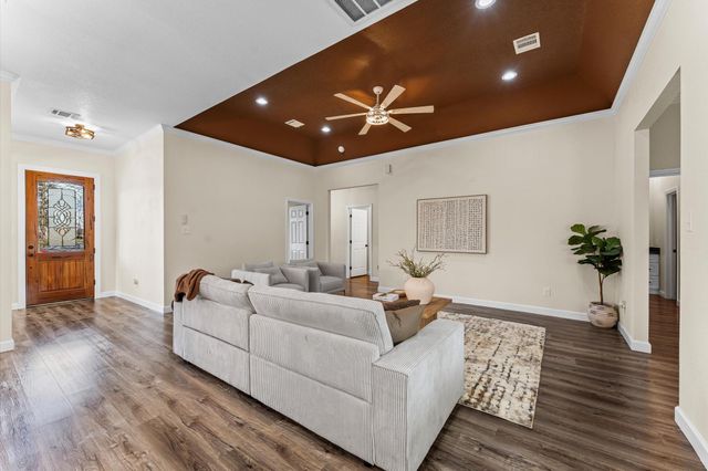 1046 Gazing Pine Street, Huffman, TX 77336