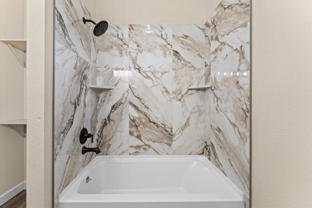 1046 Gazing Pine Street, Huffman, TX 77336