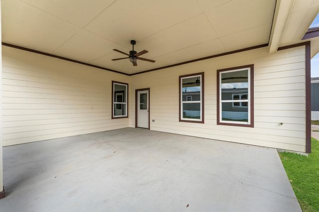 1046 Gazing Pine Street, Huffman, TX 77336