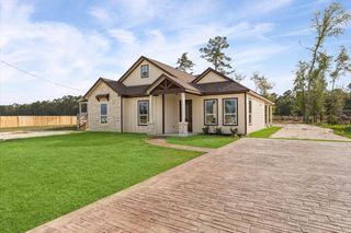 1046 Gazing Pine Street, Huffman, TX 77336
