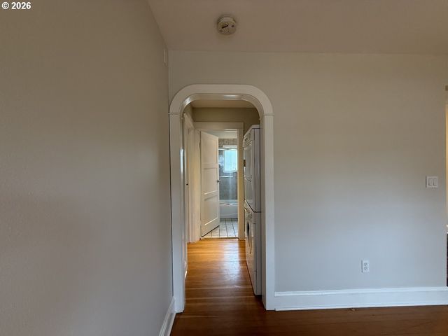 9242 Se HARRISON St, Portland, OR 97216