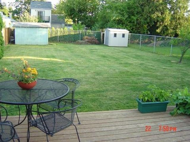 9242 Se HARRISON St, Portland, OR 97216