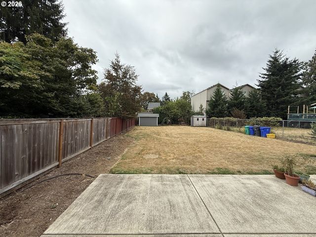 9242 Se HARRISON St, Portland, OR 97216