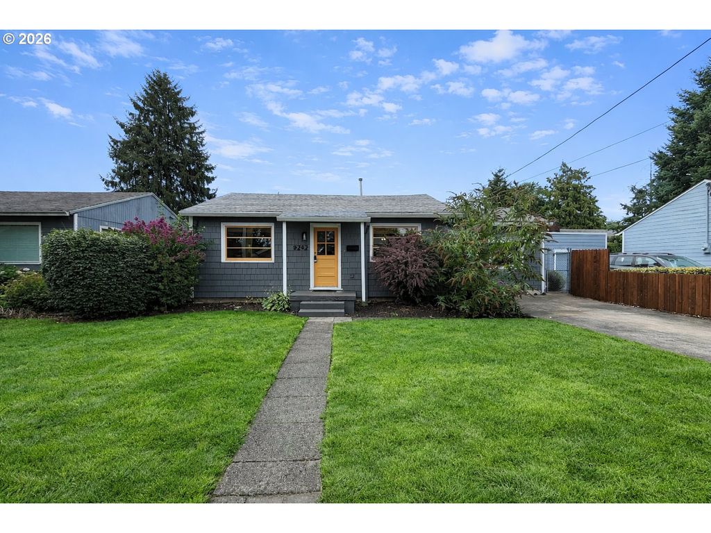9242 Se HARRISON St, Portland, OR 97216
