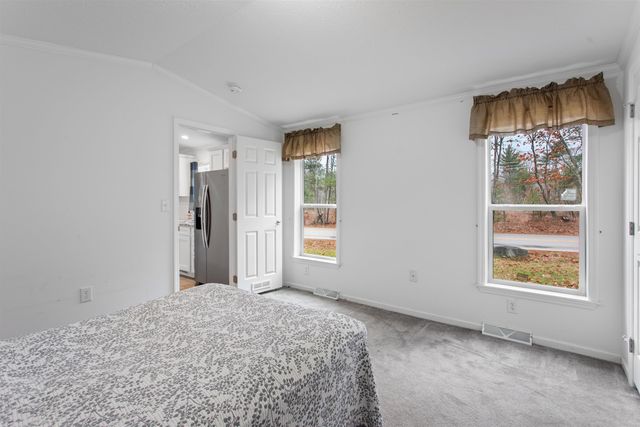 52 Little Falls Bridge Road, Rochester, NH 03867