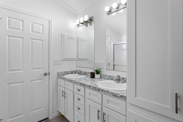 52 Little Falls Bridge Road, Rochester, NH 03867