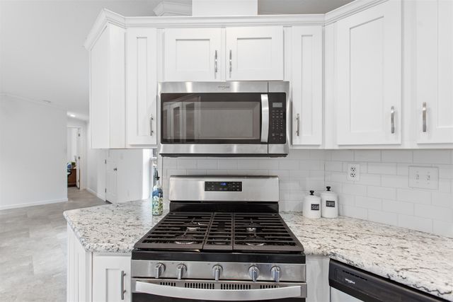 52 Little Falls Bridge Road, Rochester, NH 03867