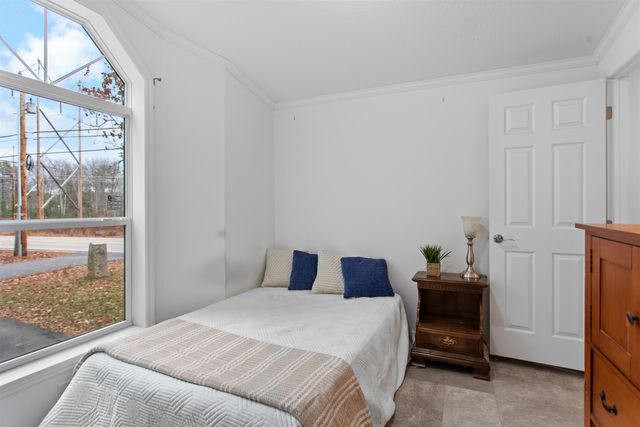 52 Little Falls Bridge Road, Rochester, NH 03867