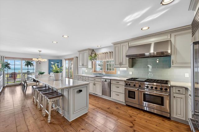 11024 Lakeshore DRIVE, Pleasant Prairie, WI 53158