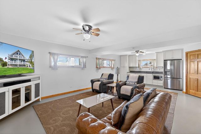 11024 Lakeshore DRIVE, Pleasant Prairie, WI 53158