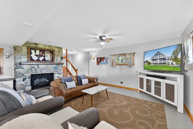 11024 Lakeshore DRIVE, Pleasant Prairie, WI 53158