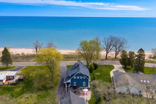 11024 Lakeshore DRIVE, Pleasant Prairie, WI 53158