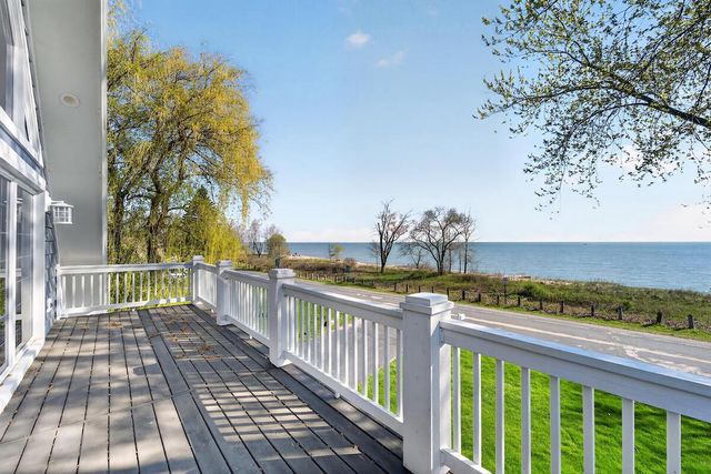 11024 Lakeshore DRIVE, Pleasant Prairie, WI 53158