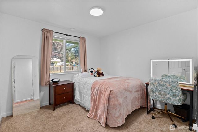 2601 Conger Avenue NW, Olympia, WA 98502