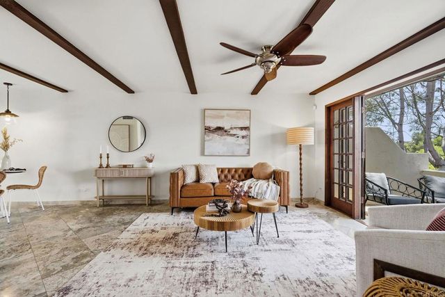 8608 Villa La Jolla Drive 4, La Jolla, CA 92037