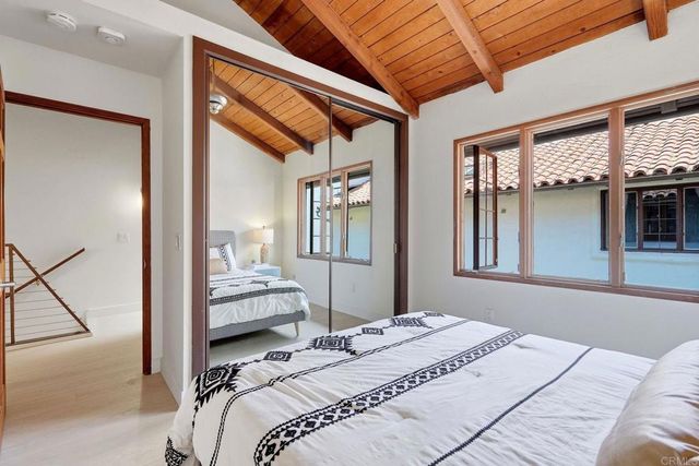 8608 Villa La Jolla Drive 4, La Jolla, CA 92037