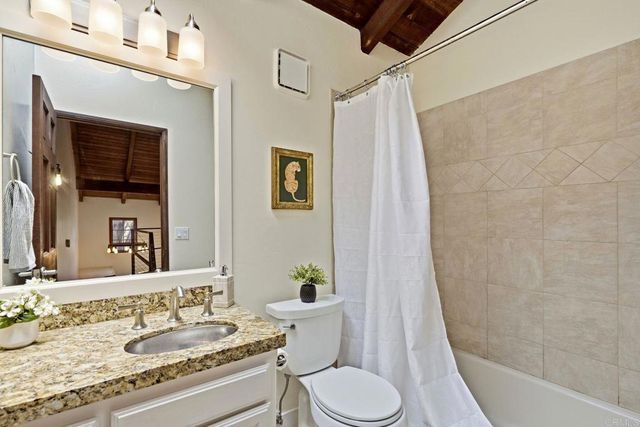 8608 Villa La Jolla Drive 4, La Jolla, CA 92037