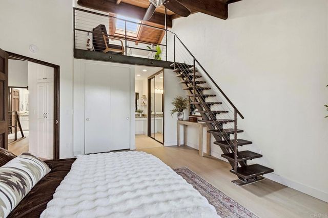 8608 Villa La Jolla Drive 4, La Jolla, CA 92037