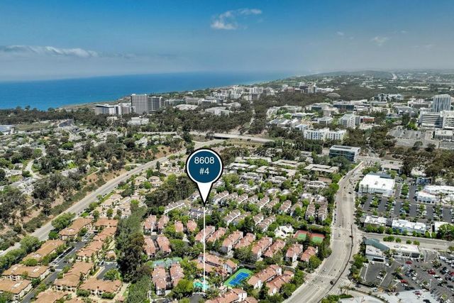 8608 Villa La Jolla Drive 4, La Jolla, CA 92037