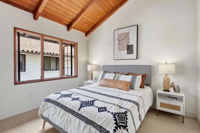8608 Villa La Jolla Drive 4, La Jolla, CA 92037