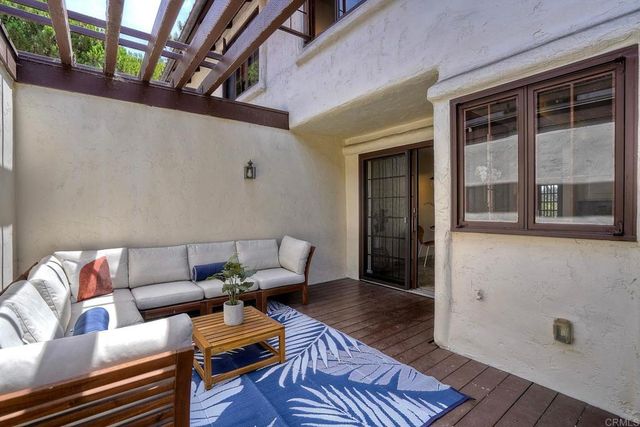 8608 Villa La Jolla Drive 4, La Jolla, CA 92037