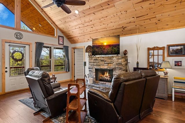 539 Summer Cove Road, Blairsville, GA 30512