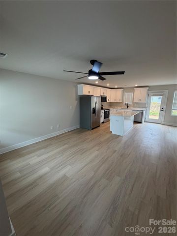 1159 Summerhill Street SW, Lenoir, NC 28645