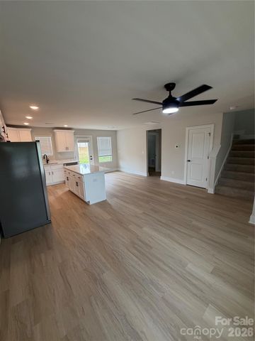 1159 Summerhill Street SW, Lenoir, NC 28645